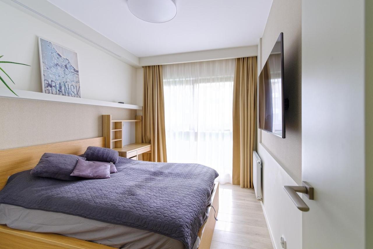 Hello Apartments Zajezdnia Wrzeszcz With Private Parking グダニスク エクステリア 写真