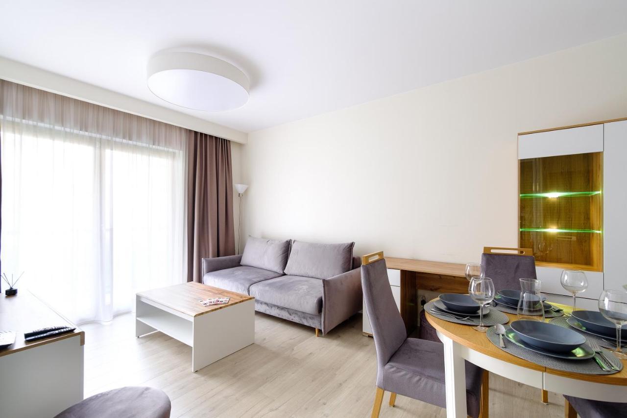 Hello Apartments Zajezdnia Wrzeszcz With Private Parking グダニスク エクステリア 写真
